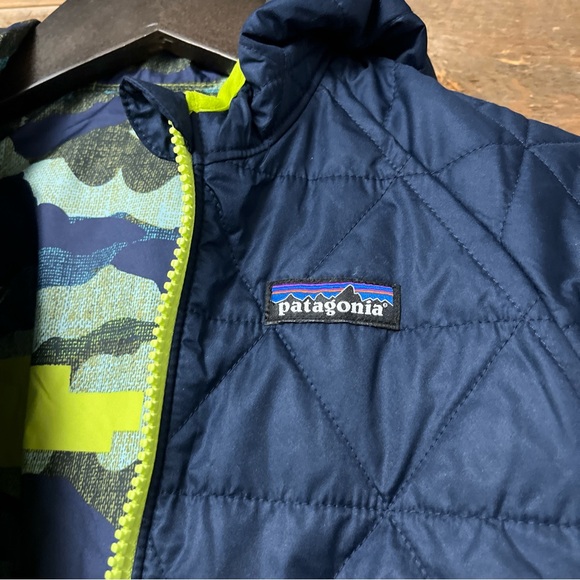 NWT Patagonia Reversible Puff-Ball Jacket Blue camo 6-12 Months - Picture 9 of 9